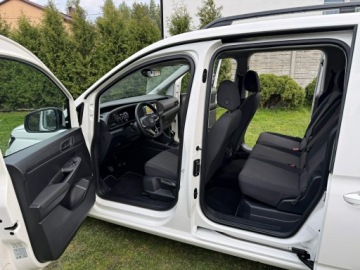 Volkswagen Caddy V Caddy 2.0 TDI 102KM 2024 Volkswagen Caddy 2.0 TDI Digital Cockpit Lane, zdjęcie 5