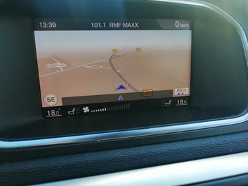 Volvo 2018 Volvo V40 Cross Country II 2.0 bezwypadkowy, jasny środek, WEBASTO, zdjęcie 10