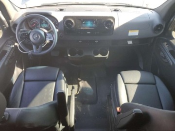 Mercedes Sprinter IV (W907/W910) 2023 Mercedes-Benz Sprinter 2500 Delivery Van 2023 2.0 Diesel 188KM, zdjęcie 8