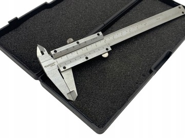 Аналоговый штангенциркуль из нержавеющей стали диаметром 100 мм.