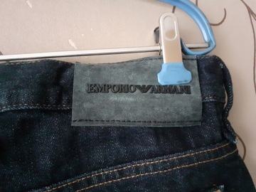 EMPORIO ARMANI-SUPER SPODNIE 31 H2