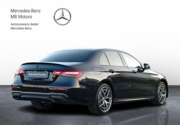 Mercedes Klasa E W213 Limuzyna Facelifting 2.0 E220d 194KM 2021 Mercedes-Benz Klasa E Salon PL AMG Airmatic Burmester LED Kam360 Distronic, zdjęcie 4