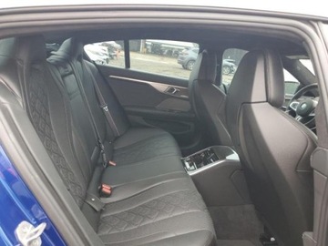 BMW 2024 BMW M8 2024 BMW M8, silnik 4.0, naped 44, od ubezpieczyciela 4.0 Benzyna, zdjęcie 9