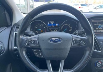 Ford Focus III Kombi Facelifting 1.5 EcoBoost 182KM 2016 Ford Focus Ford Focus 1.5 EcoBoost Start-Stopp-System TITANIUM 1.5 Benzyna, zdjęcie 5