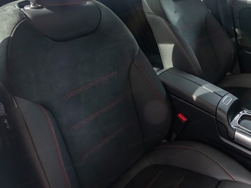 Mercedes GLA II Off-roader Facelifting 1.3 200 163KM 2025 MERCEDES-BENZ GLA 200 AMG Line Suv 1.3 (163KM) 2025, zdjęcie 6