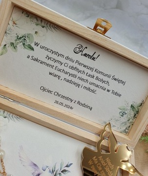 Сувенир ко Святому Причастию - ПОДАРОК ​​Белая коробочка. Набор четок и ангела