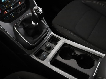 Ford Kuga II SUV Facelifting 1.5 EcoBoost 150KM 2018 Ford Kuga Navi, kam.cofania, pofg.fotele, tempomat, zdjęcie 24