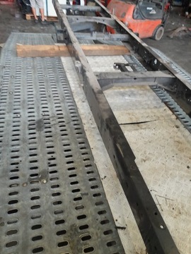 РАМА IVECO DAILY IV V ПОЛУПАЛА 06-14 КОЛЕСНАЯ БАЗА 300 СМ