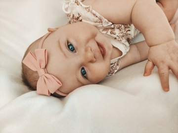 Nieolar weed weed с луком, светлый грязный розовый