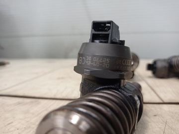 AUDI A4 B6 НАСОС ИНЖЕКТОР ИНЖЕКТОР 038130073AR