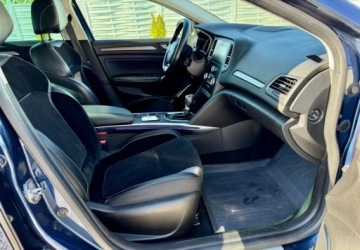 Renault Megane IV 2017 Renault Megane Renault Megane ENERGY TCe 130 EDC BOSE EDITION 1.2 Benzyna, zdjęcie 4