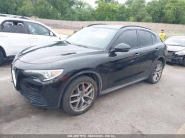 Alfa Romeo Stelvio SUV 2.0 Turbo 280KM 2018 Alfa Romeo Stelvio Ti Sport 2018 2.0l 2.0 Benzyna 280KM, zdjęcie 1