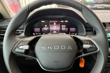Skoda Kamiq Crossover Facelifting 1.5 TSI 150KM 2026 Skoda Kamiq Selection 150KM 1.5 TSI Duzy Rabat Polski Salon Apple CarPl, zdjęcie 8