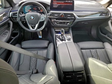 BMW Seria 5 G30-G31 2021 BMW Seria 5 530 xi 2021 2.0 Benzyna 248KM, zdjęcie 8
