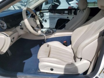 Mercedes Klasa E W213 2021 Mercedes-Benz Klasa E 450 2021 3.0l 3.0 Benzyna 362KM, zdjęcie 7