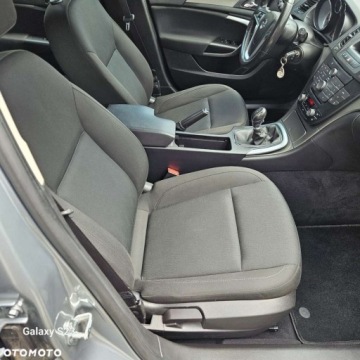 Opel Insignia I Sports Tourer 1.6 Twinport ECOTEC 115KM 2010 Opel Insignia Opel Insignia 1.6 Design Edition 1.6 Benzyna 115KM, zdjęcie 24