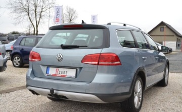 Volkswagen Passat B7 Variant 2.0 TDI CR DPF BlueMotion 140KM 2013 Volkswagen Passat Alltrack 2.0 tdi - bezwypadkowy - zadbany - oplacony - b, zdjęcie 3