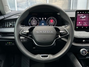 Skoda Superb IV Kombi Plug-in 1.5 TSI iV Plug-In 204KM 2025 Skoda Superb 1.5TSI PHEV 204KM Selection DSG l Gwa, zdjęcie 15