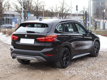 BMW X1 F48 Crossover xDrive18d 150KM 2017 BMW X1 xDrive18d, Salon Polska, Serwis ASO, 4X4, zdjęcie 2