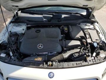 Mercedes GLA I 2017 Mercedes-Benz GLA 2017 Mercedes-Benz GLA GLA 250 4MATIC SUV 2.0 Benzyna, zdjęcie 11