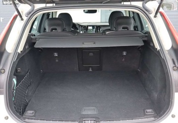 Volvo XC60 II Crossover Facelifting 2.0d B4 197KM 2022 Volvo XC 60 B4 Hybrid Benzyna 19714KM Momentym LIFT Android Salon POLSKA F, zdjęcie 15