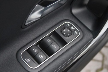 Mercedes CLA C118/X118 Shooting Brake 2.0 220d 190KM 2020 Mercedes-Benz Klasa CLA 220d 4Matic, zdjęcie 9