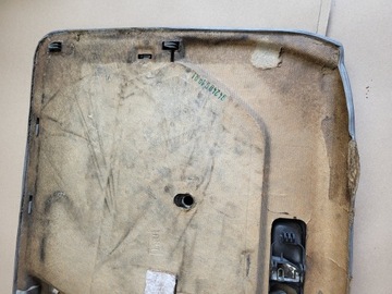 ОБИВКА БОКОВОЙ ДВЕРИ ПЕРЕДНЕЙ ПАССАЖИРСКОЙ СПРАВА MERCEDES 190 W201 OE