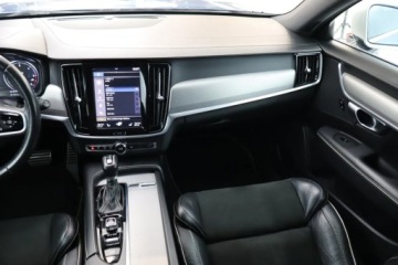 Volvo V90 II Kombi 2.0 D3 150KM 2019 Volvo V90 D3, Automat, Skóra, Navi, Klima, zdjęcie 7