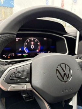 Volkswagen T-Roc I SUV Facelifting 1.5 TSI ACT 150KM 2025 Volkswagen T-Roc T-ROC R-LINE 1.5 TSI 150 KM DSG ACC Kamera Navi Hak, zdjęcie 10