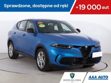Alfa Romeo Tonale 2022 Alfa Romeo Tonale 1.5T 48V MHEV, Salon Polska