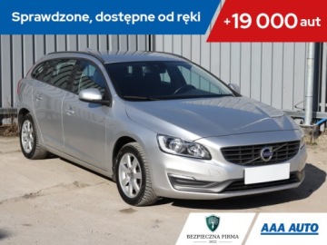 Volvo V60 I Kombi Facelifting 1.6 D2 115KM 2014 Volvo V60 D2, Navi, Klima, Klimatronic, Tempomat