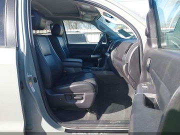 Toyota Sequoia II 2022 Toyota Sequoia Trd Pro 2022 5.7 Benzyna 381KM, zdjęcie 9