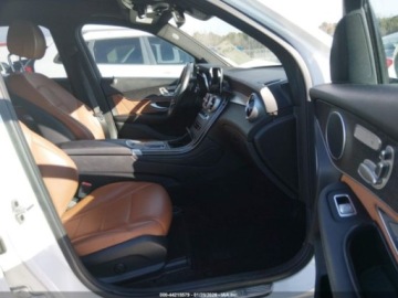 Mercedes GLC C254/X254 2022 Mercedes-Benz GLC 300 4Matic 2022, 2.0L R4 255KM, auto odpala i jezdzi, od, zdjęcie 10