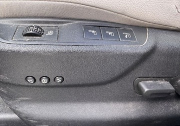 DS 5 Hatchback (Citroen) 2.0 HDi Hybrid4 200KM 2014 Citroen DS5 Bezwypadekserwisfull wersja4x4 2.0 Hybryda 200KM, zdjęcie 15