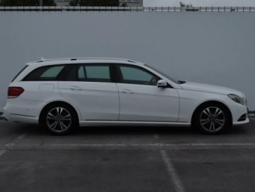 Mercedes Klasa E W212 Kombi Facelifting 220 CDI 170KM 2014 Mercedes E E 220 BlueTEC, 167 KM, Automat, Skóra, zdjęcie 5