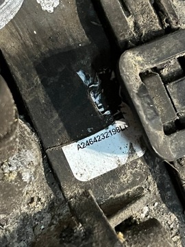 3 MERCEDES W176 W246 TŘMEN BRZDOVÝ ELELKTRICKÝ ZADNÍ LEVÝ A2464232198