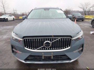 Volvo XC60 II 2023 Volvo XC 60 B5 PLUS BRIGHT THEME, 2023, 4x4, 247KM z ubezpieczalni. 2.0, zdjęcie 6