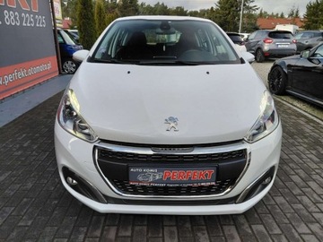 Peugeot 208 I Hatchback 5d Facelifting 1.2 PureTech 82KM 2019 Peugeot 208 Klimatyzacja Kamera Komputer Tempomat 1.2 Benzyna 82KM, zdjęcie 1