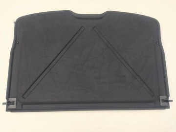 PORSCHE MACAN 95B POLIČKA KUFRU ZADNÍ STAV VELMI DOBRÝ