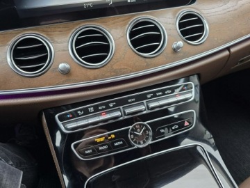 Mercedes Klasa E W213 Limuzyna 2.0 220d 194KM 2016 Mercedes E 220 Business Edition, bezwypadkowy,, zdjęcie 12