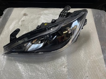 CHRYSLER PACIFICA 2017-2021 LAMPA LEWA PRZÓD PRZEDNIA XENON USA