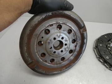 НАБОР ДИСКОВ ДВОЙНОГО ДАВЛЕНИЯ GOLF IV OCTAVIA I LEON I 1.9TDI ALH 028105264G