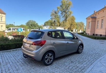 Kia Venga Mikrovan 1.6 CRDi 128KM 2015 Kia Venga Kia Venga 1.6 CRDi XL 1.6 Diesel 128KM, zdjęcie 4