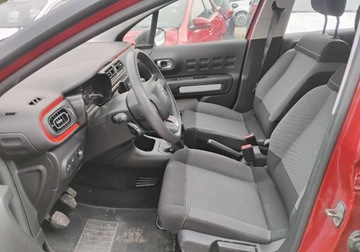 Citroen C3 III Hatchback 1.2 PureTech 82KM 2018 Citroen C3 2018r, 1.2 Benzyna. Delikatnie uszkodzony lewy przod. Jezdzi, zdjęcie 6