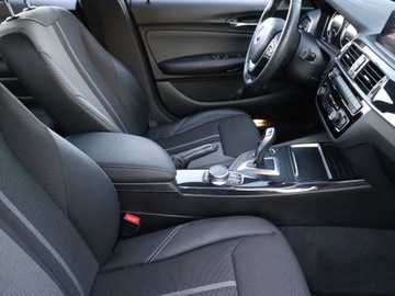 BMW Seria 1 F20-F21 Hatchback 5d Facelifting 2015 116d 116KM 2017 BMW 1 116d, Automat, Skóra, Navi, Klima, zdjęcie 8