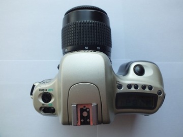 Nikon F 50 + Nikon AF Nikkor 35-80 мм 1:4-5.6D - рабочий