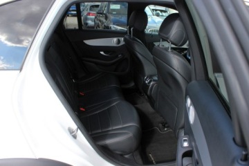 Mercedes GLC C253 2020 Mercedes GLC 300 AMG Panorama 258KM Kamera-360°, zdjęcie 13