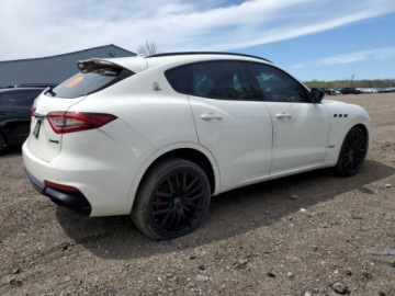 Maserati Levante 2020 Maserati Levante S Sport 2020 3.0l 3.0 Benzyna 424KM, zdjęcie 3