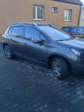 Peugeot 2008 I SUV Facelifting 1.2 PureTech 82KM 2019 PEUGEOT 2008 SIGNATURE 1,2 benzyna 2019 r