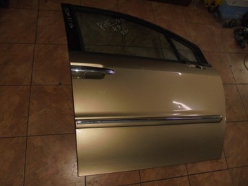 DVEŘE PRAVÝ PŘEDNÍ LANCIA PHEDRA 2.2HDI 03R.